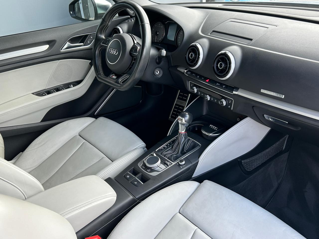 Audi S3 Cabrio 2.0 TFSi quattro