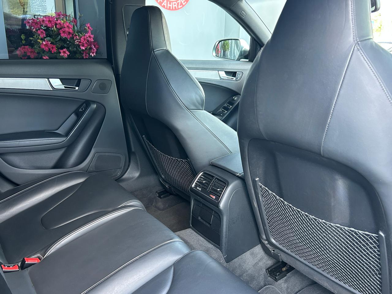 Audi RS4 Avant 4.2 FSi V8 quattro