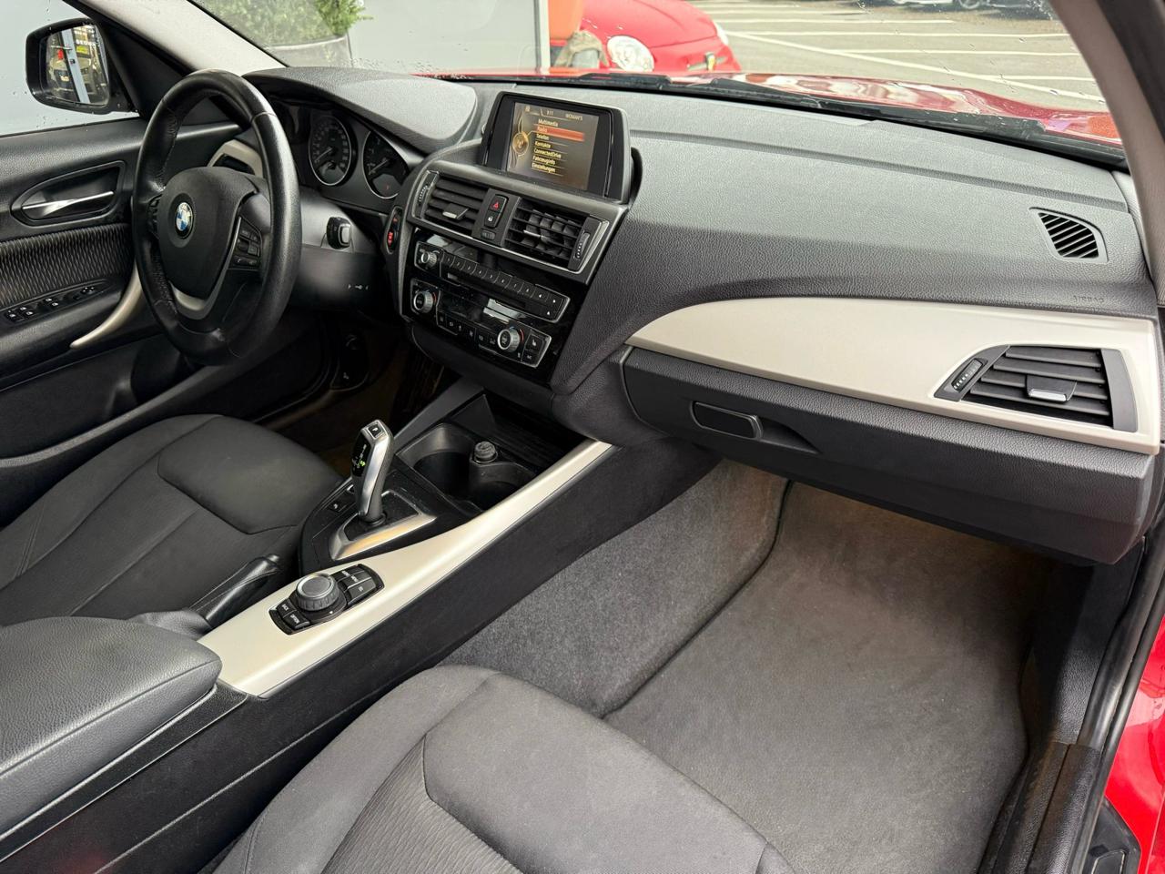 BMW 120i