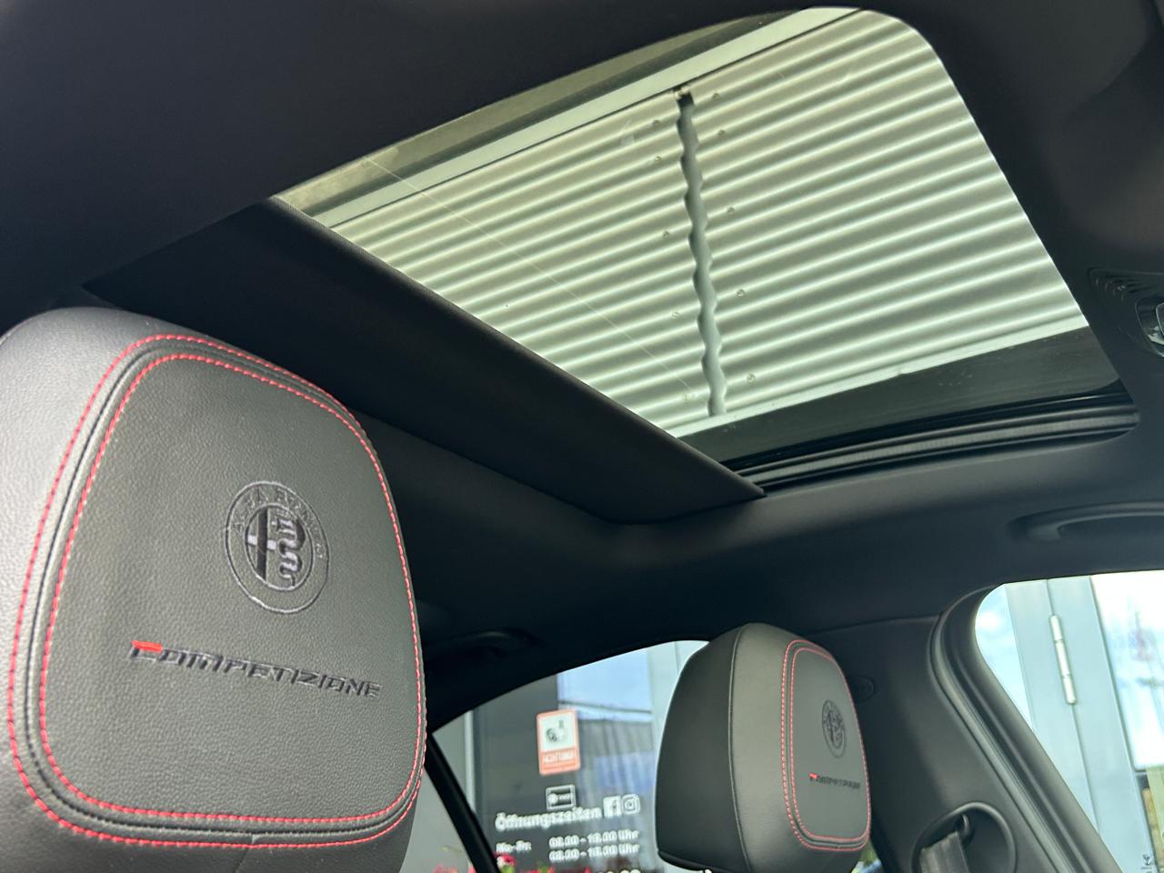 Alfa Romeo Giulia 2.0 Competizione Q4