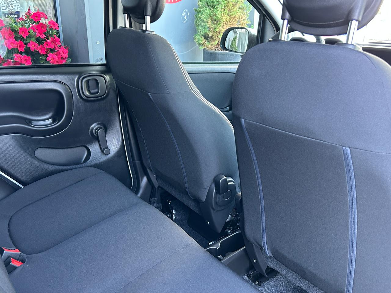Fiat Panda 1.0 Hybrid Cross Pandina
