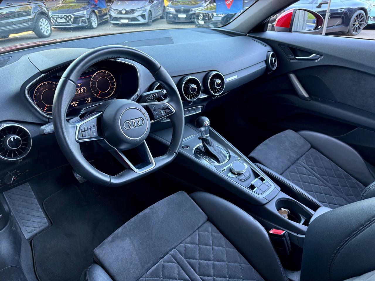 Audi TT Roadster 45 TFSi S line