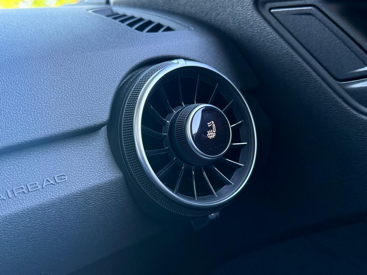 Audi TT Roadster 45 TFSi S line