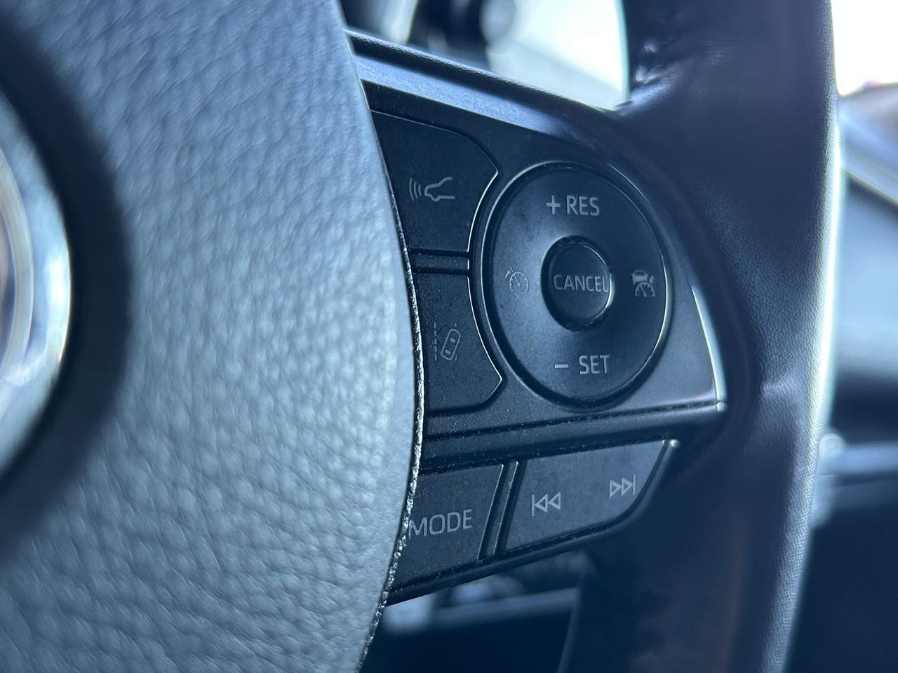 Toyota RAV-4 2.0 Premium Multidrive S 4WD
