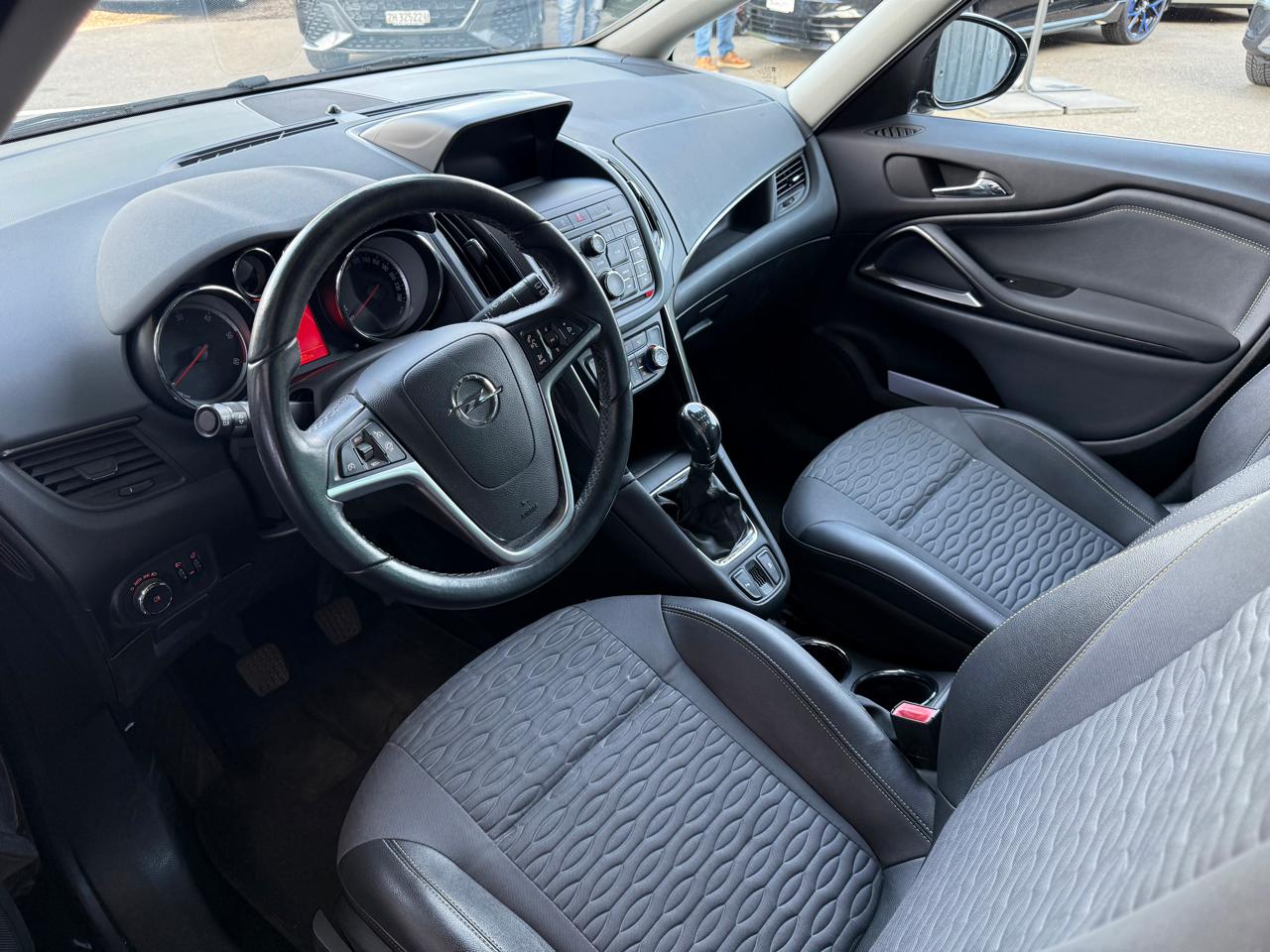 Opel Zafira Tourer 2.0 CDTi
