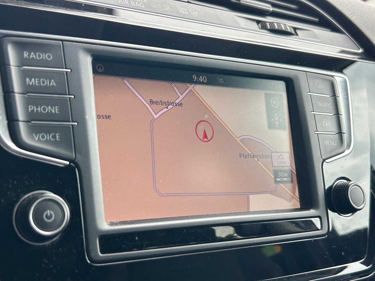 VW Touran 2.0 TDi BlueMotion Technology Highline