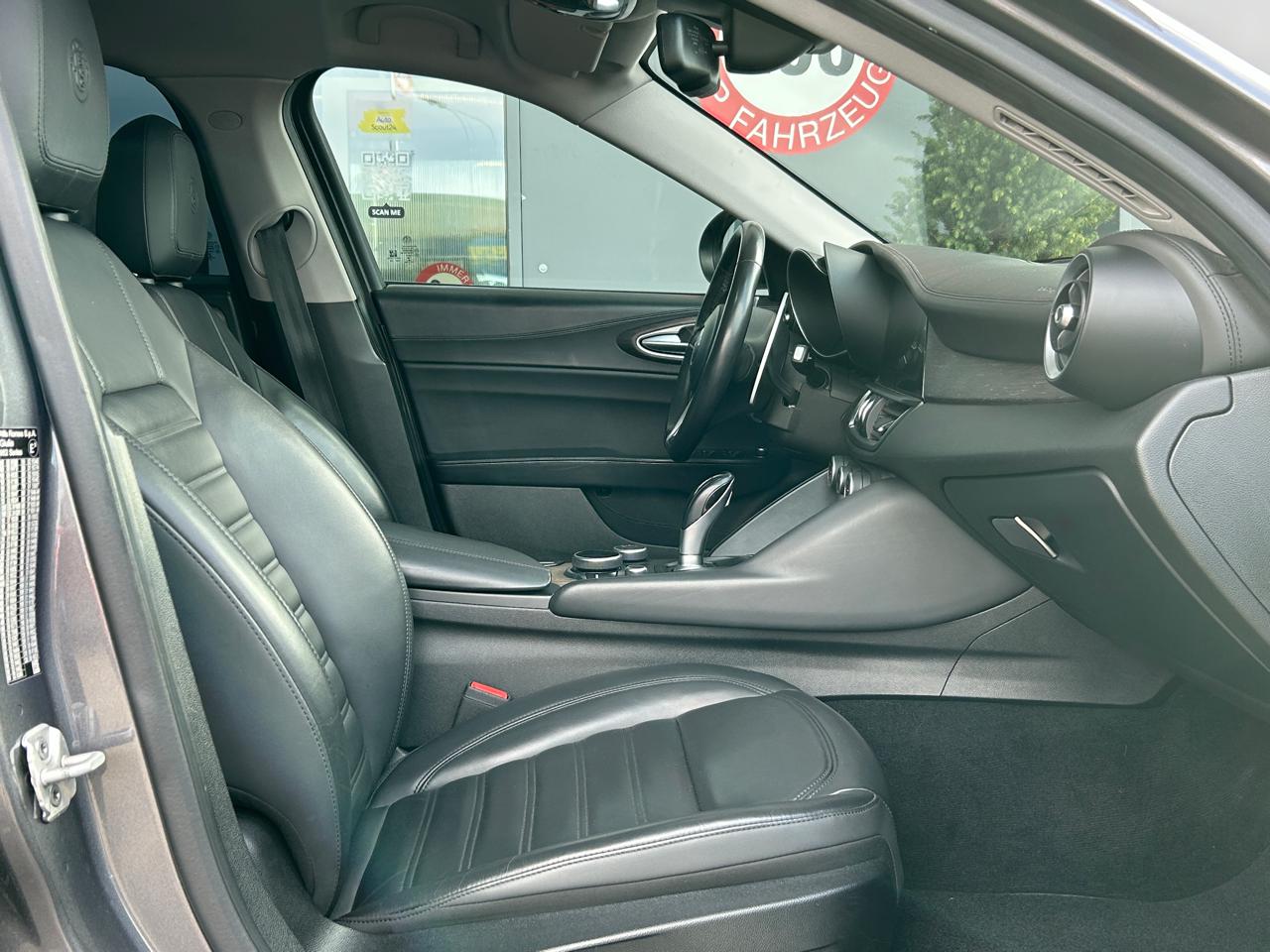 Alfa Romeo Giulia 2.2 JTDM Super