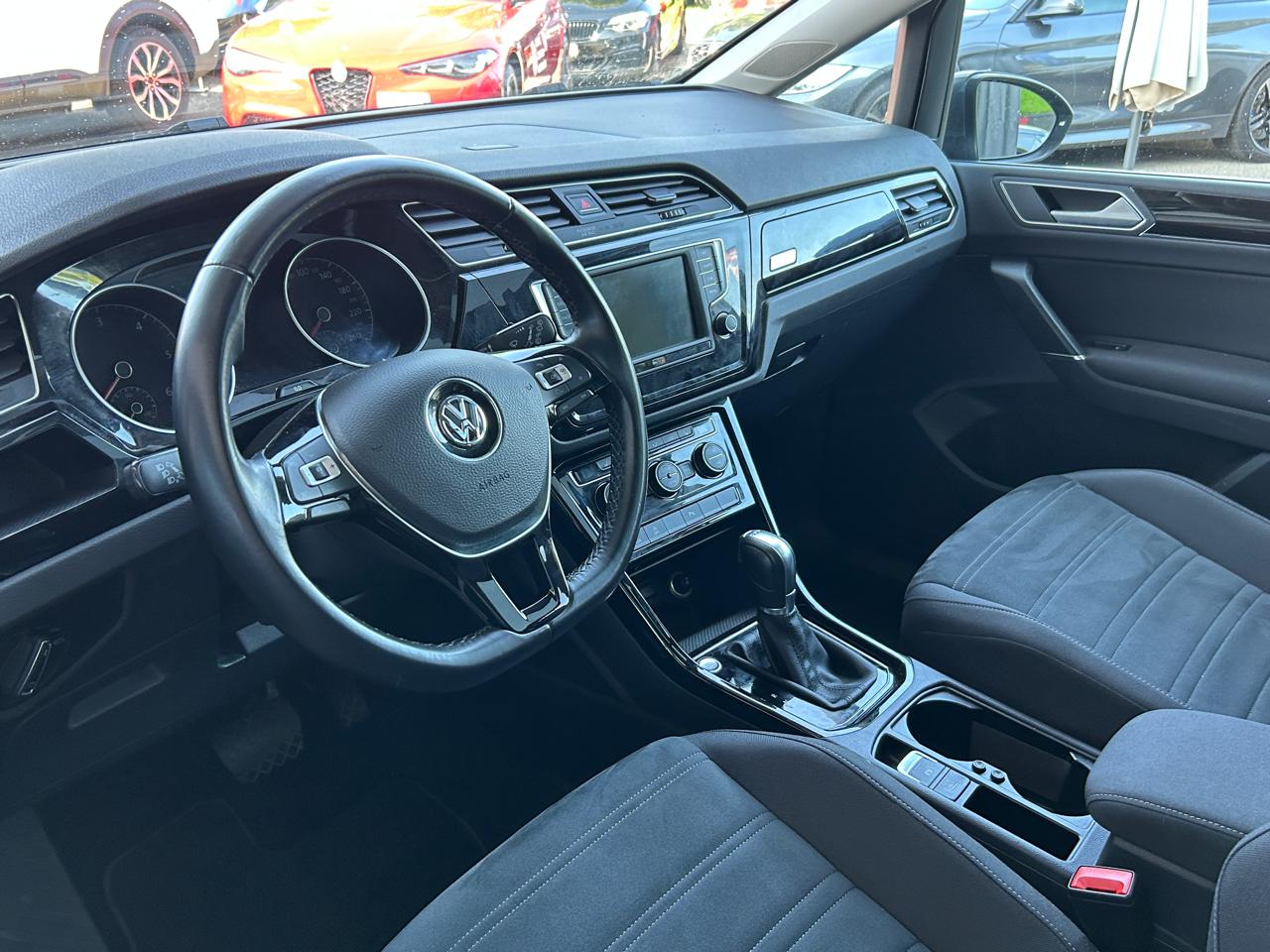 VW Touran 2.0 TDi BlueMotion Technology Highline