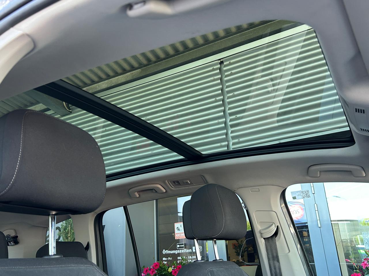 VW Touran 2.0 TDi BlueMotion Technology Highline
