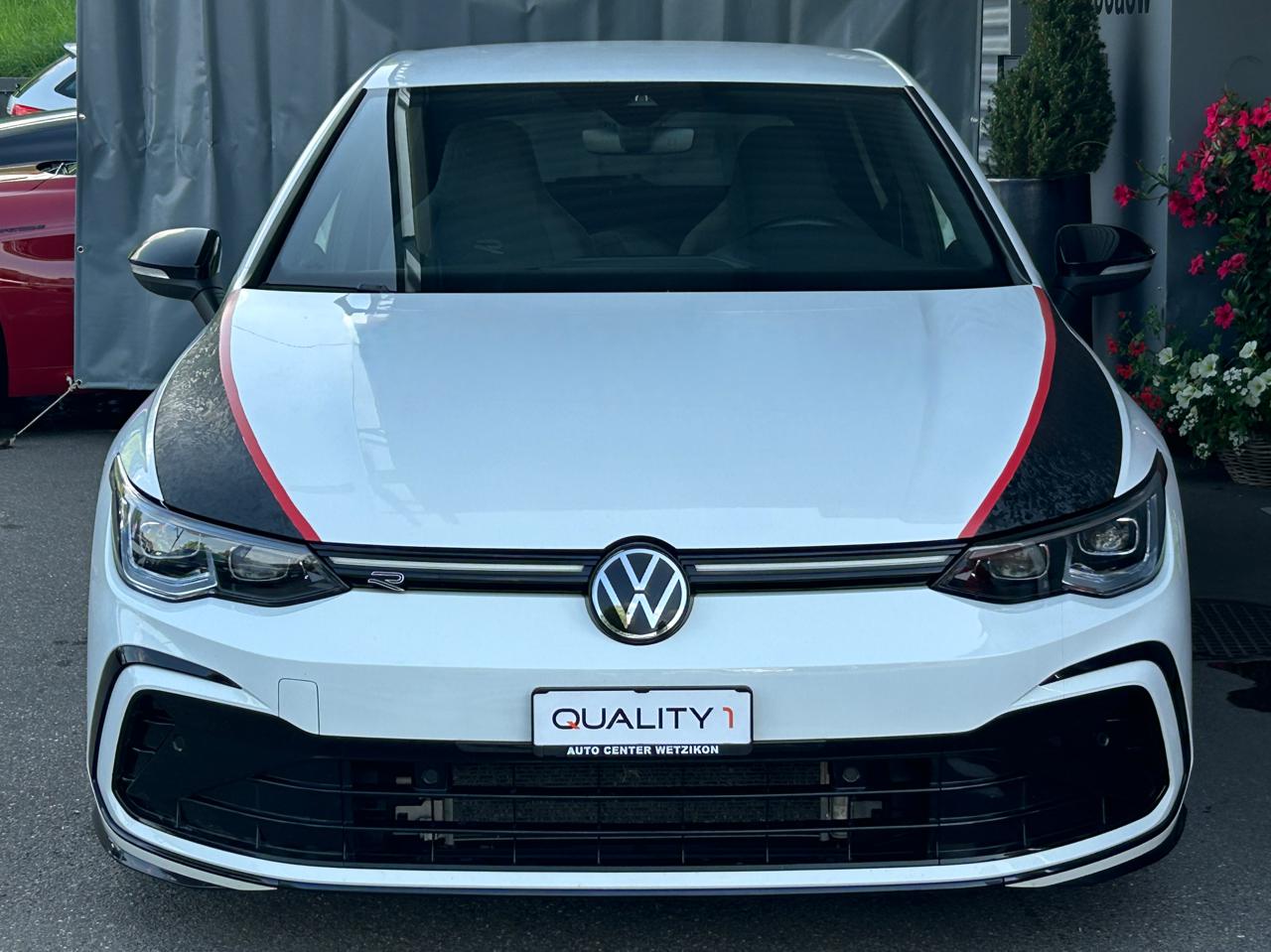 VW Golf VIII 2.0 TSi R-Line