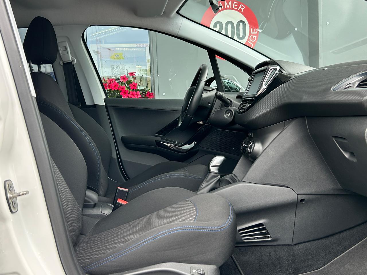 Peugeot 208 1.2 PureTech Style