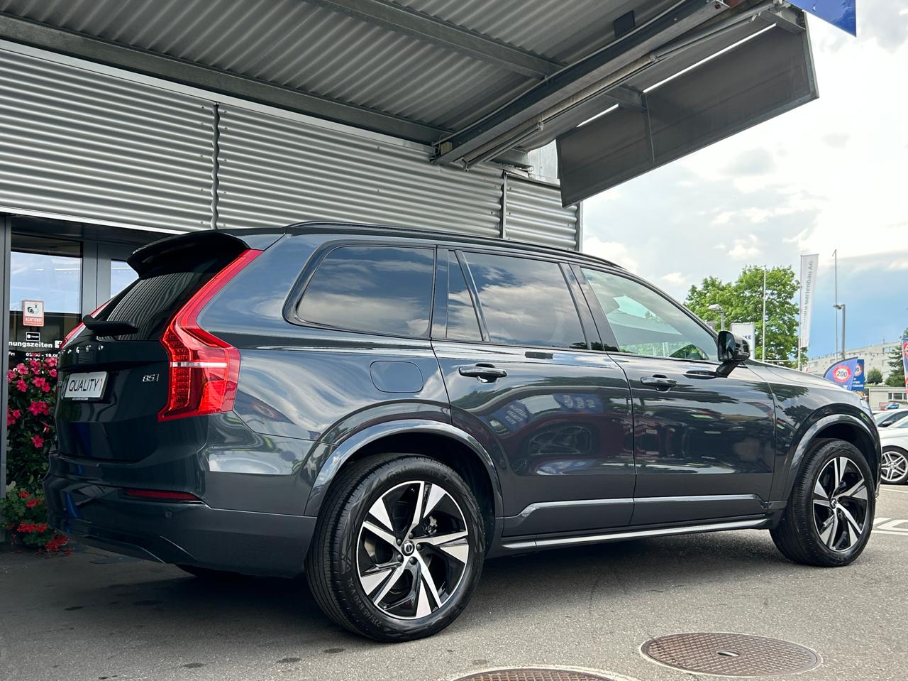 Volvo XC90 B5 Diesel Mild Hybrid AWD Plus Dark