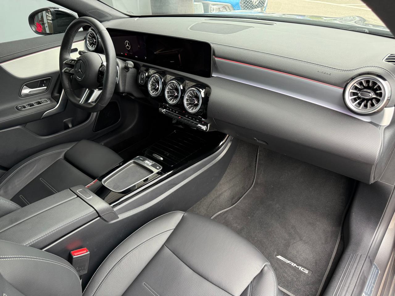 Mercedes CLA Shooting Brake 200 AMG Line
