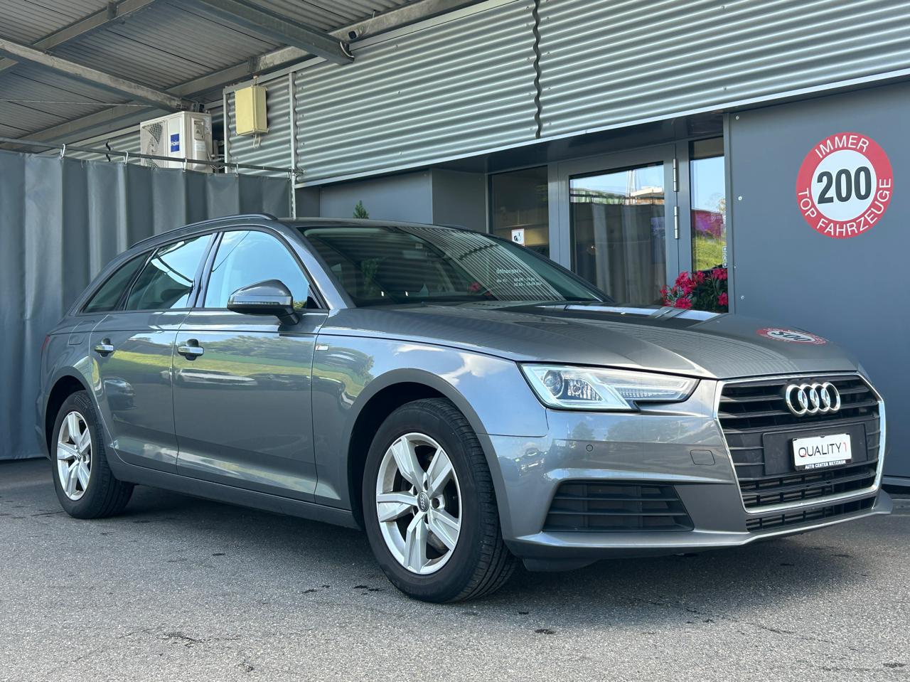 Audi A4 Avant 40 TFSi S line
