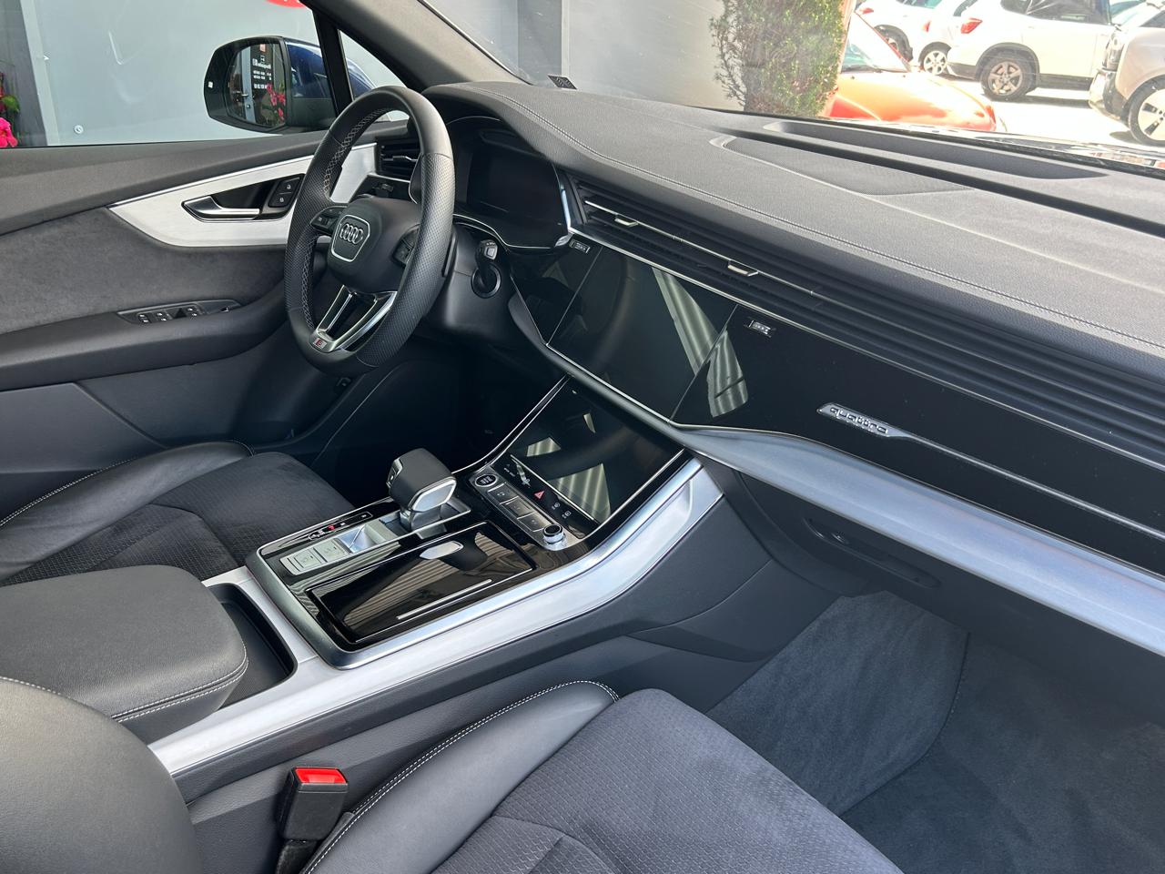 Audi Q7 50 TDi quattro S line
