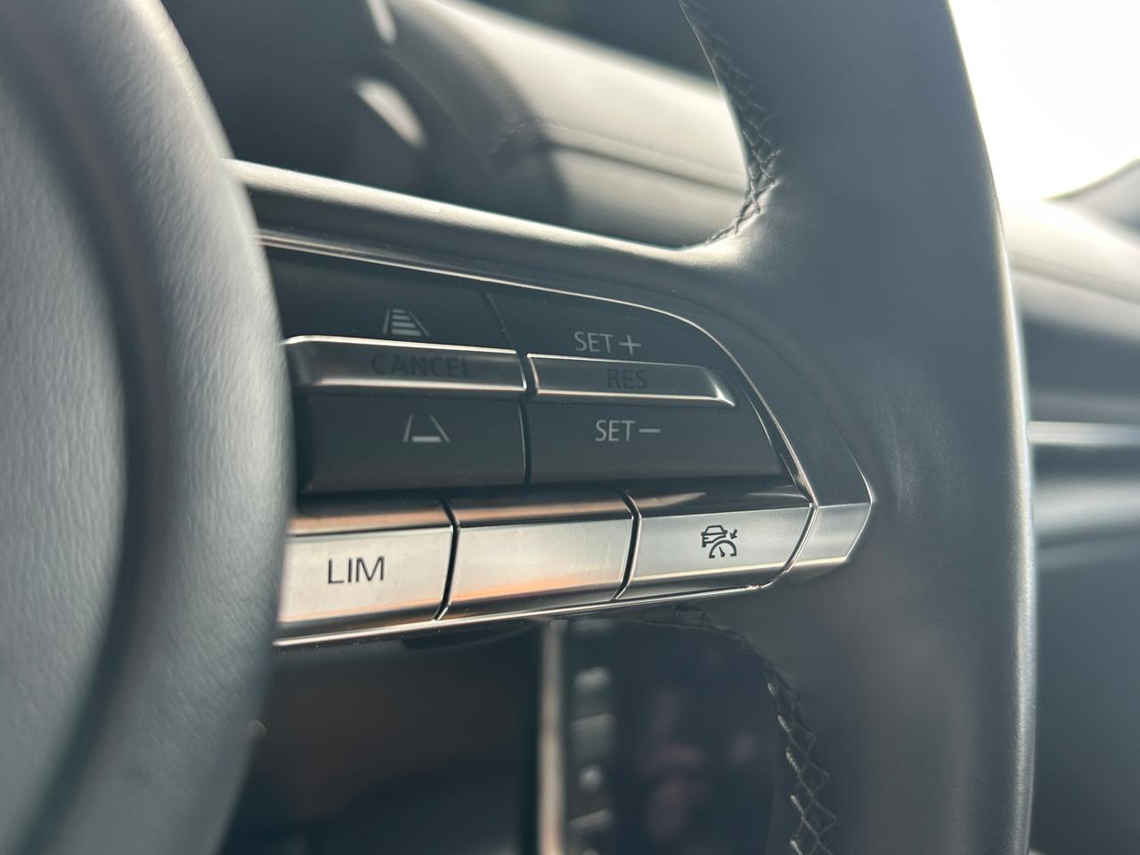 Mazda MX-30 e-Skyactiv Exclusive Line