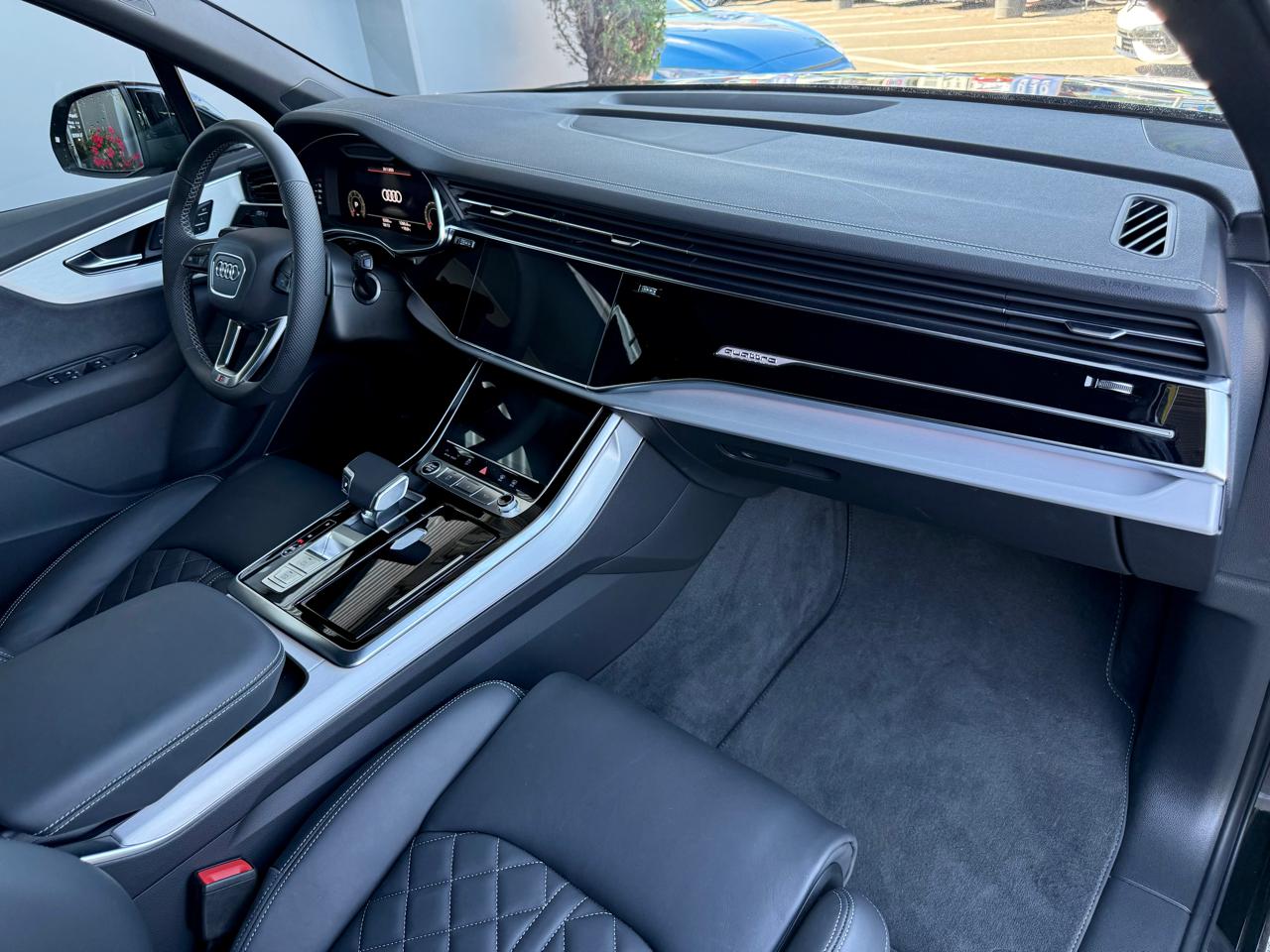 Audi Q7 50 TDI quattro S Line