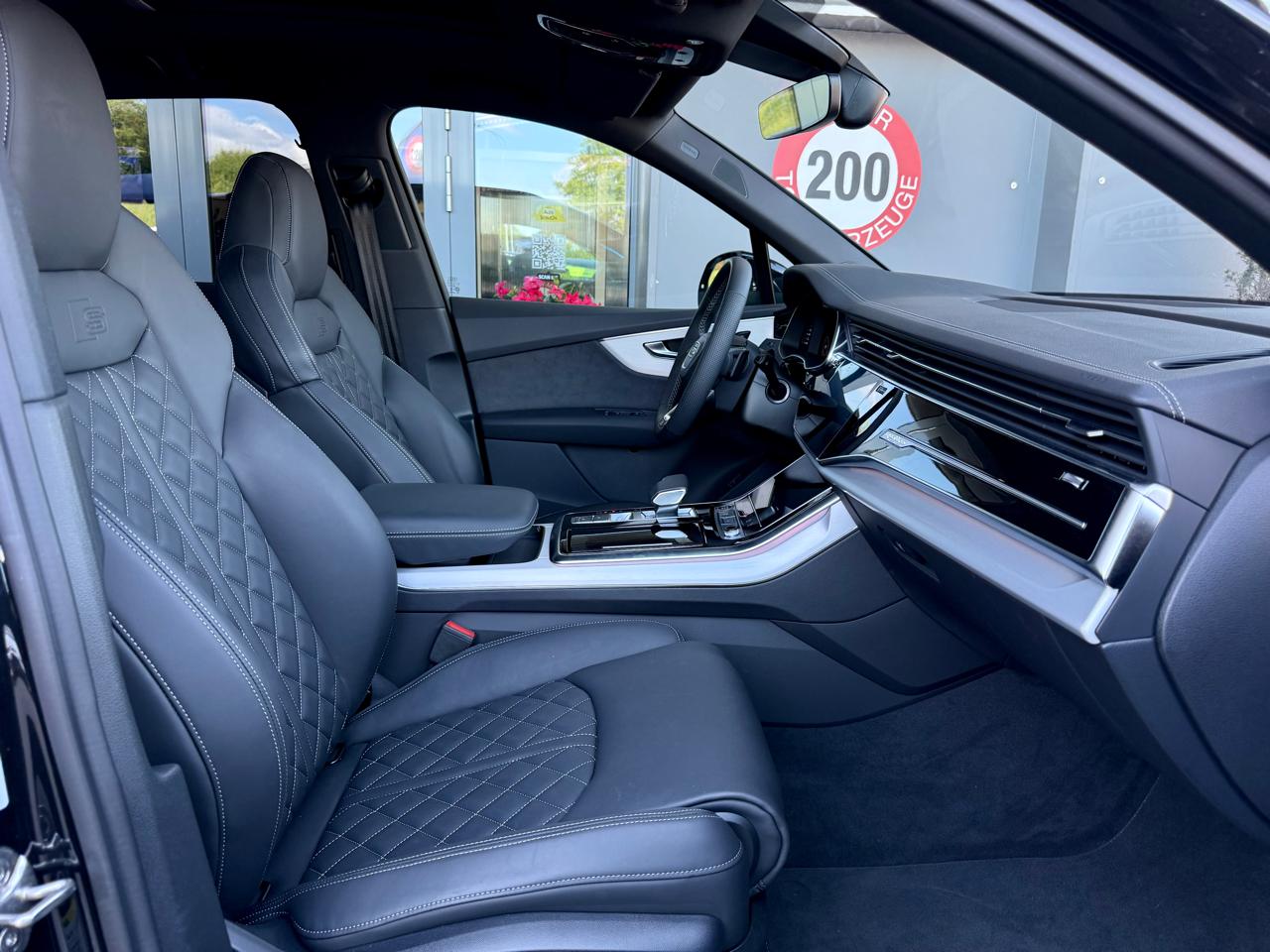 Audi Q7 50 TDI quattro S Line