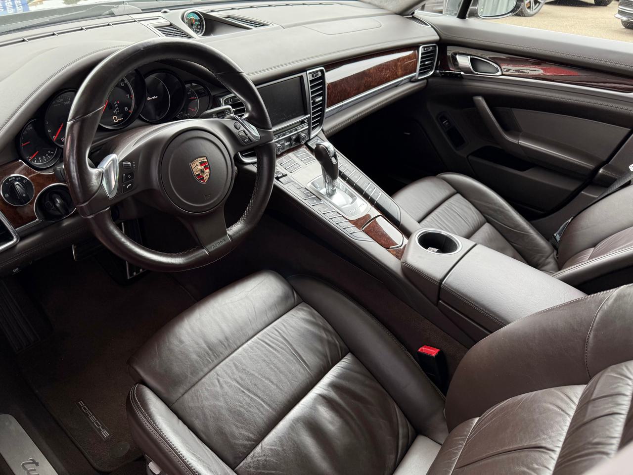 Porsche Panamera Turbo 4.8
