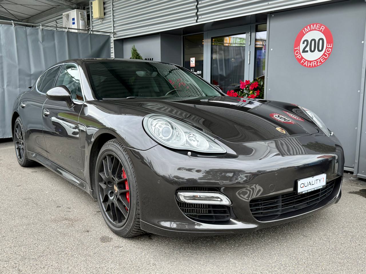 Porsche Panamera Turbo 4.8