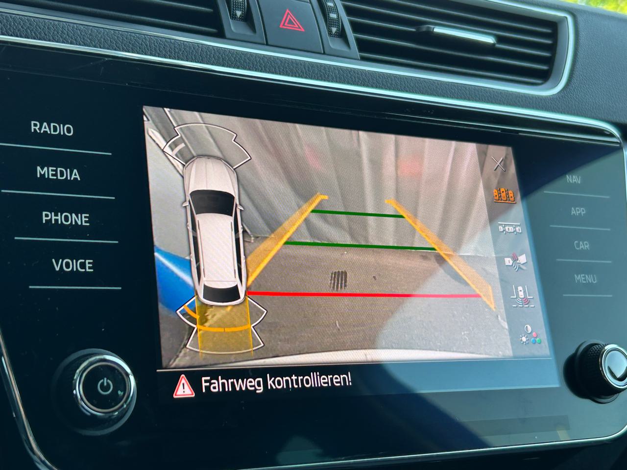 Skoda Superb Combi 2.0 TDi Style