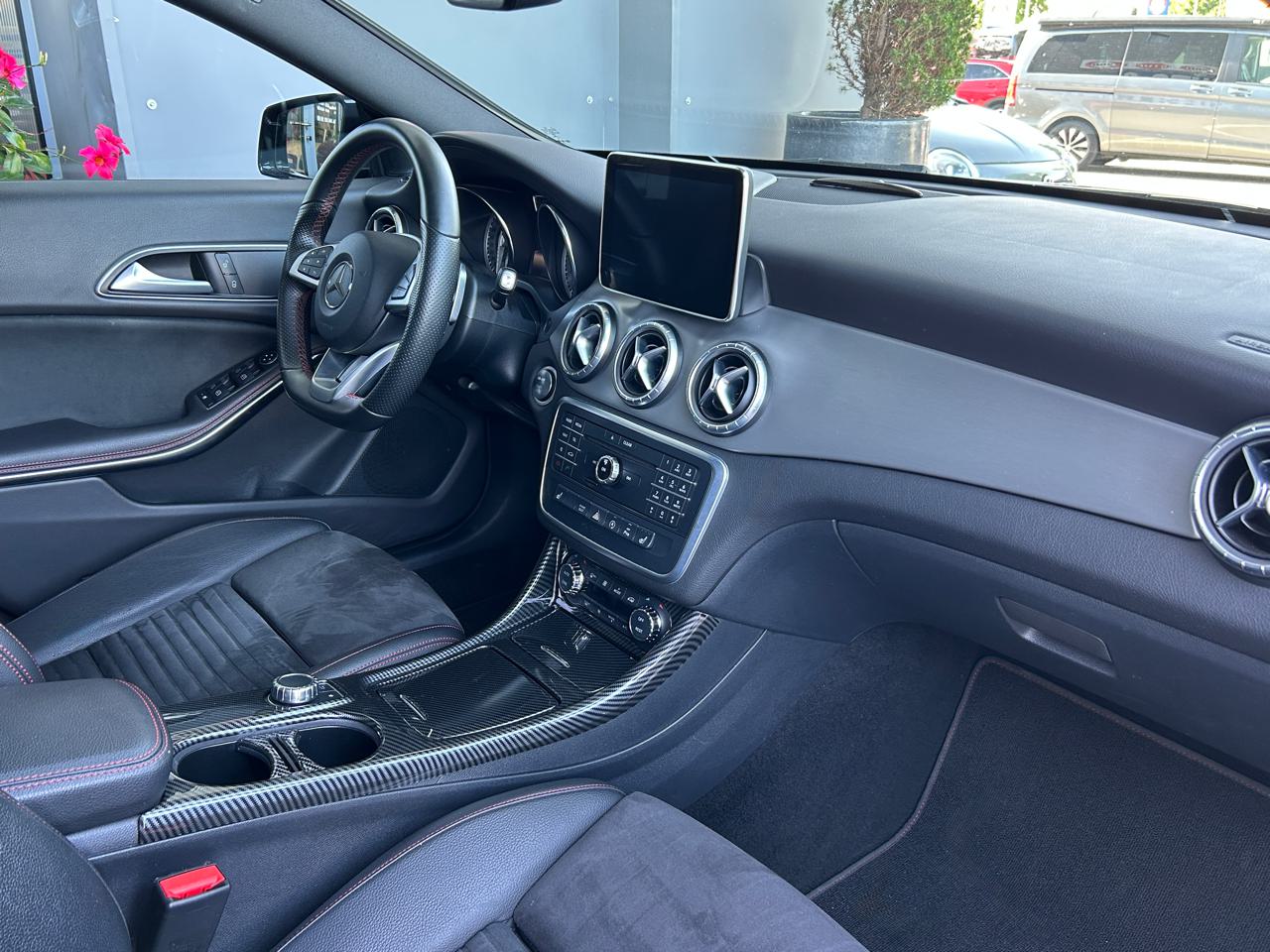 Mercedes CLA Shooting Brake 200 AMG Line