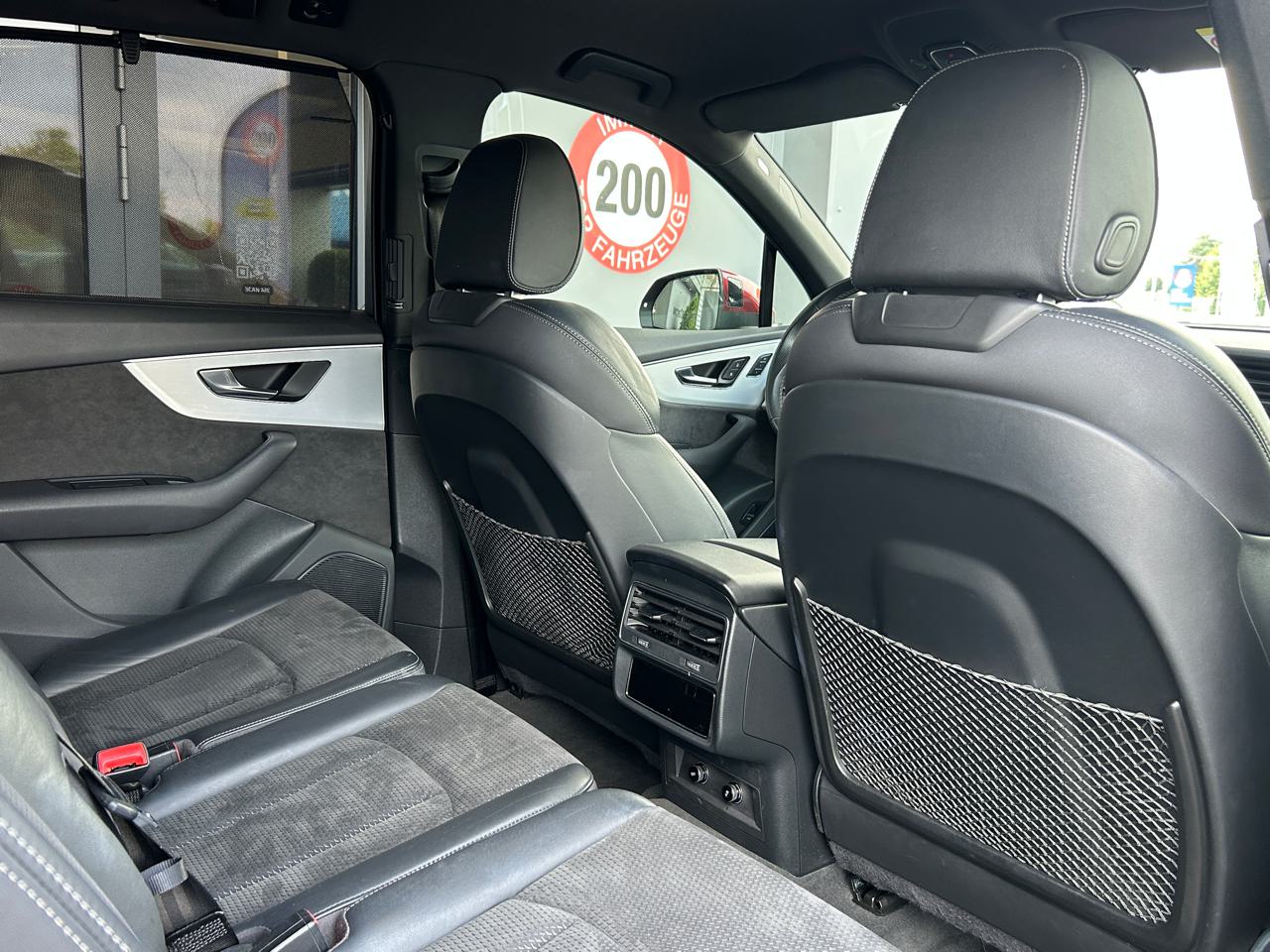 Audi Q7 50 TDi quattro S Line