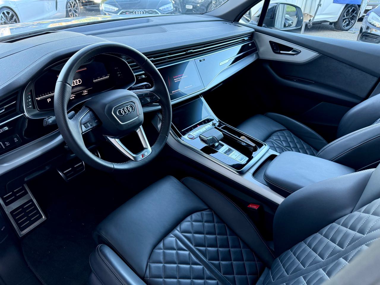 Audi SQ7 TFSi quattro