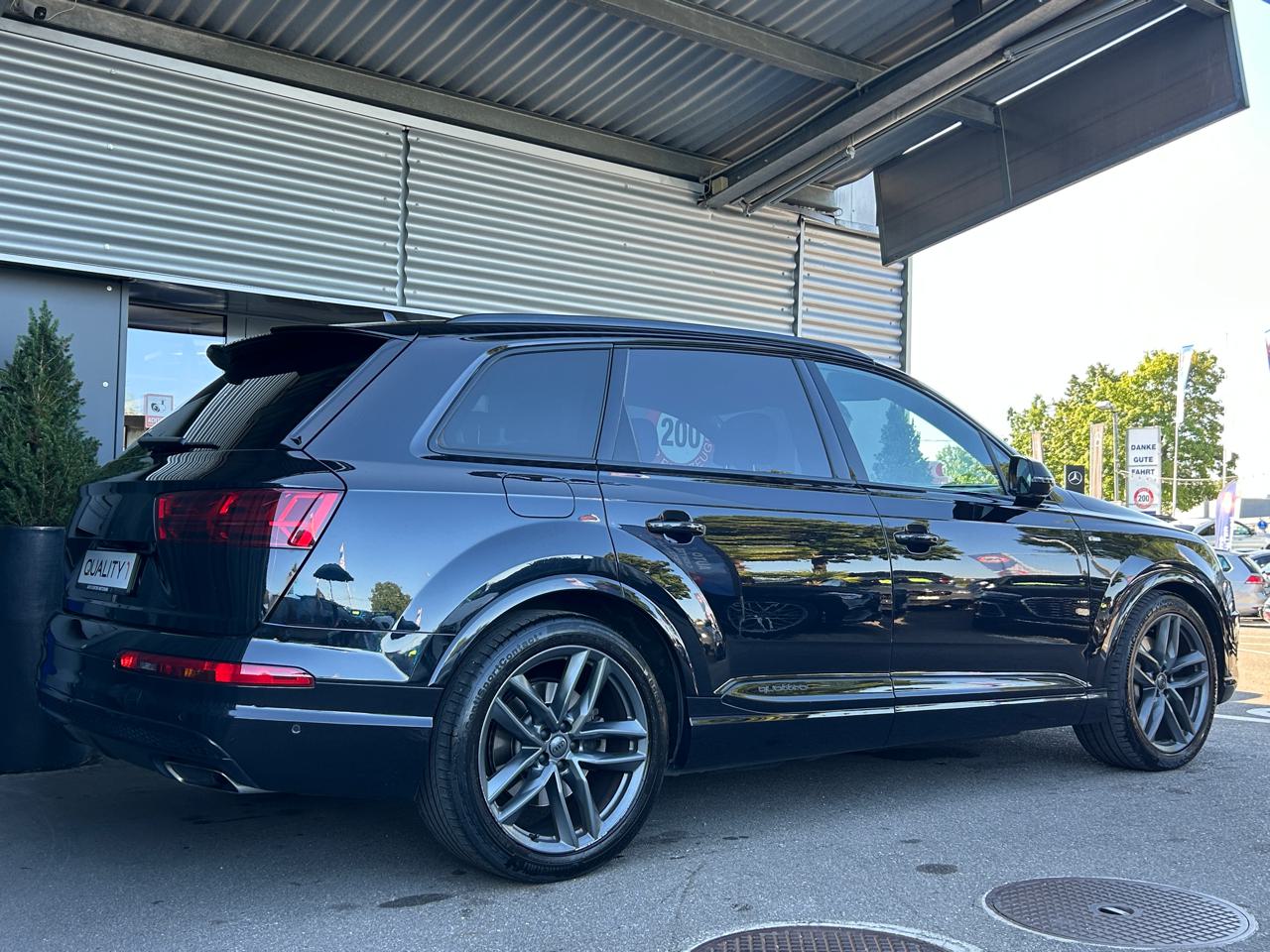 Audi Q7 3.0 TDi quattro S line