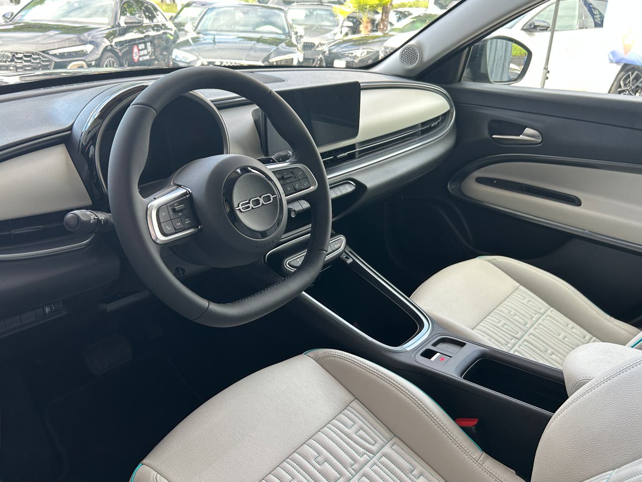Fiat 600h MildHybrid La Prima