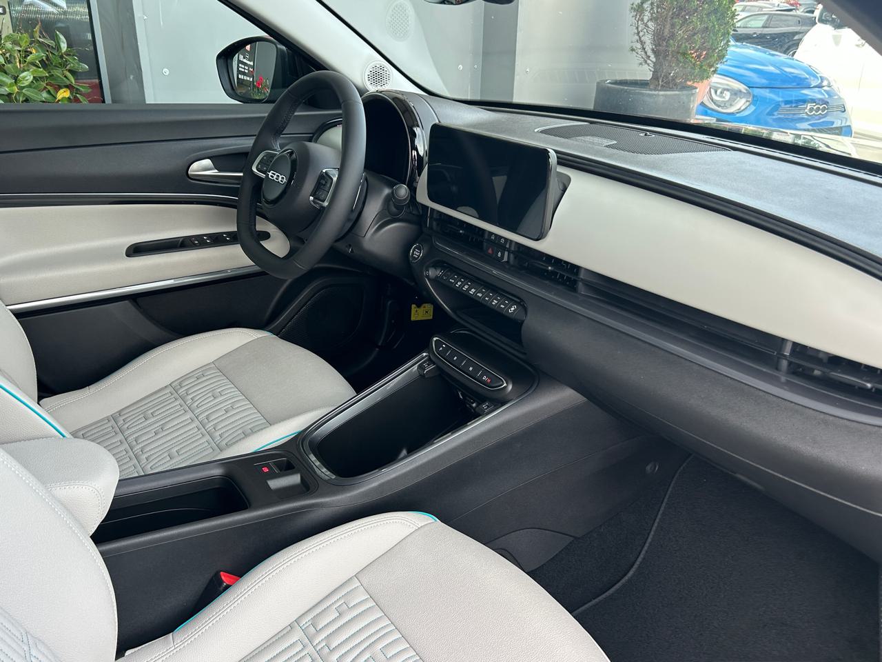 Fiat 600h MildHybrid La Prima