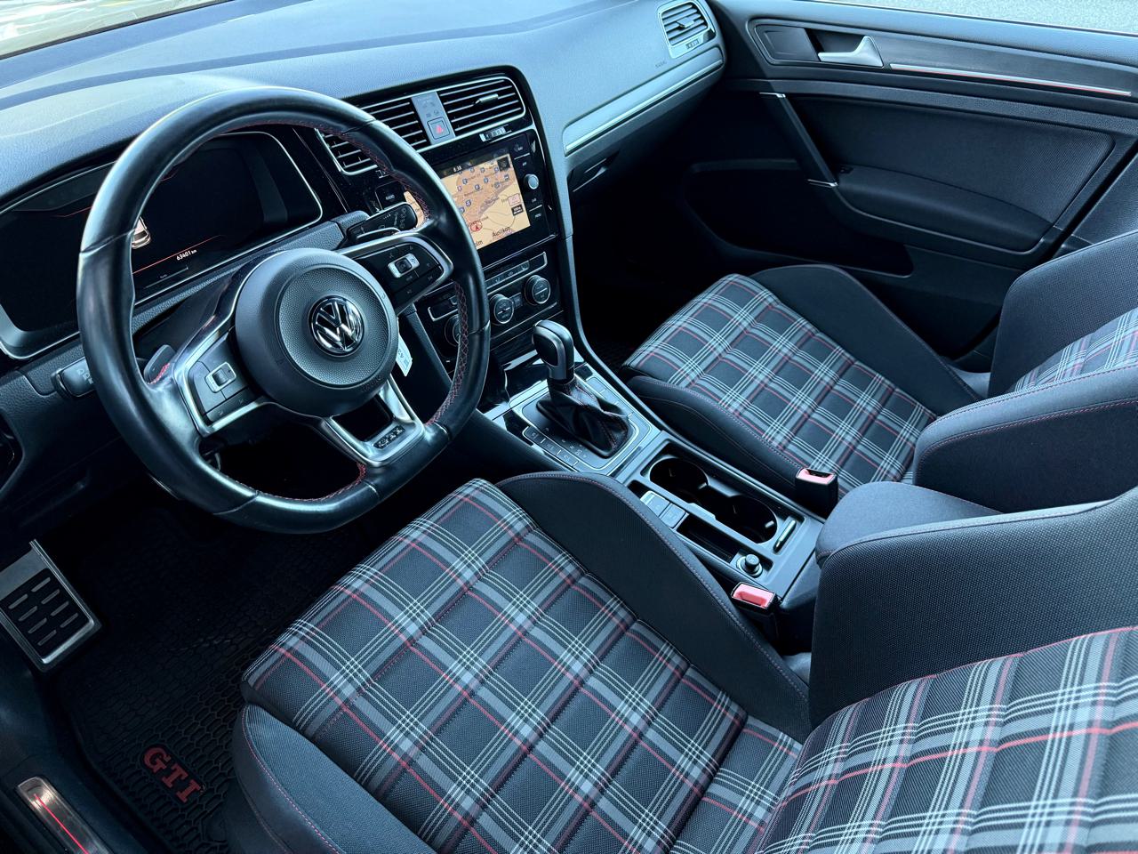 VW Golf VII 2.0 TSi GTI Performance