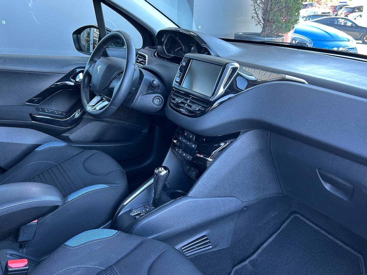 Peugeot 208 1.6 VTI Allure