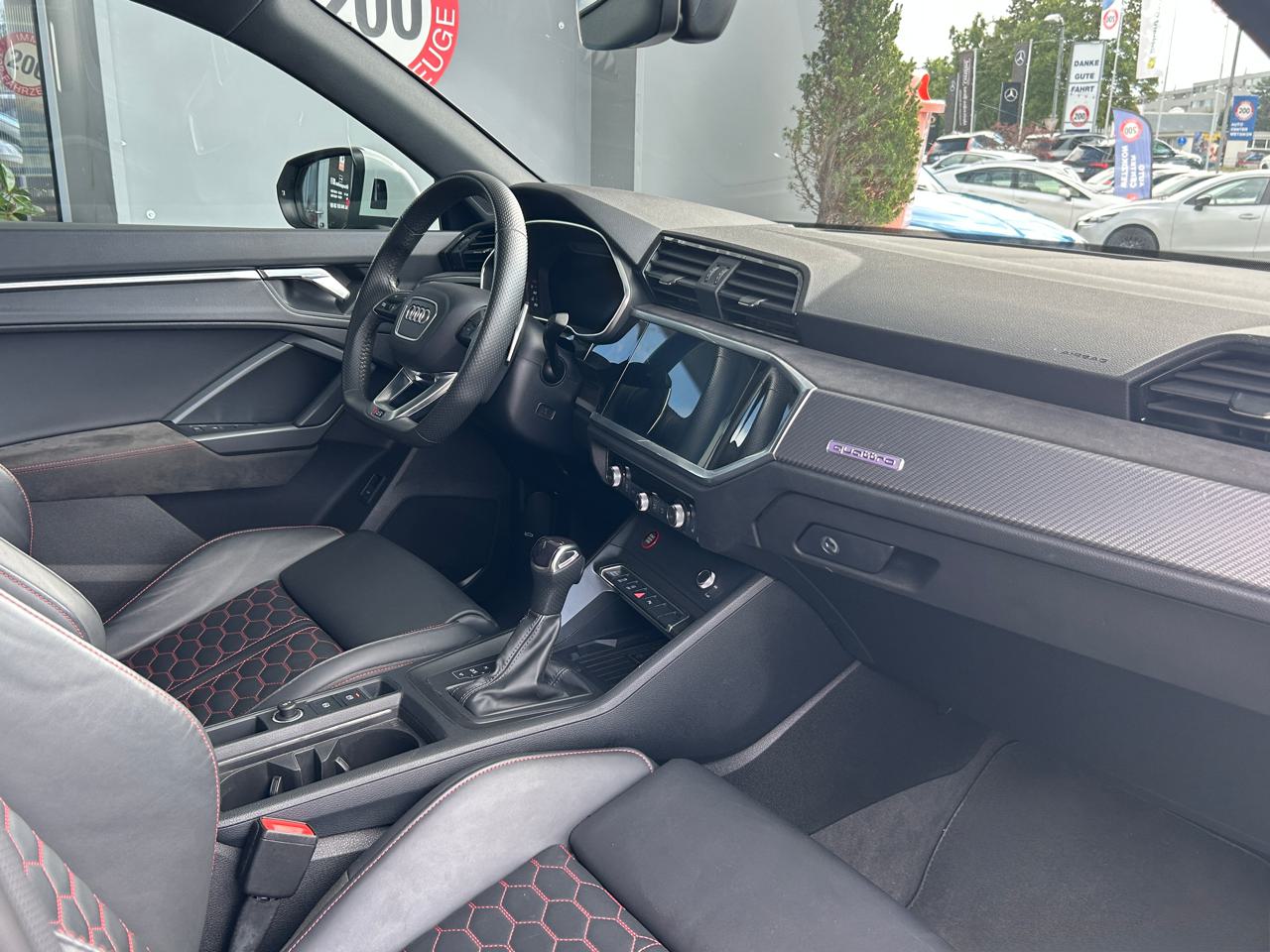 Audi RS Q3 Sportback quattro