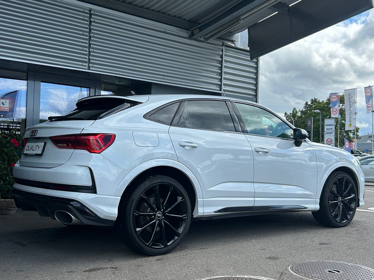 Audi RS Q3 Sportback quattro