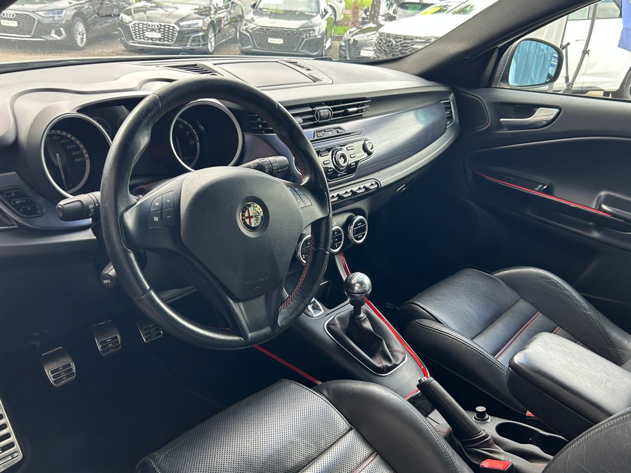 Alfa Romeo Giulietta 1750 TBi Quadrifoglio Verde