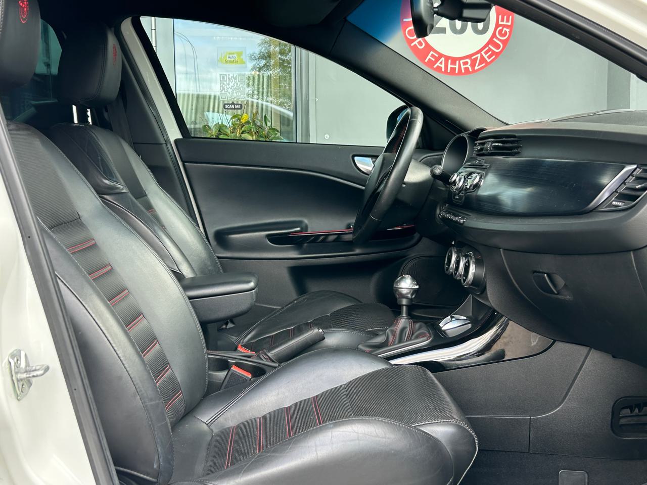 Alfa Romeo Giulietta 1750 TBi Quadrifoglio Verde