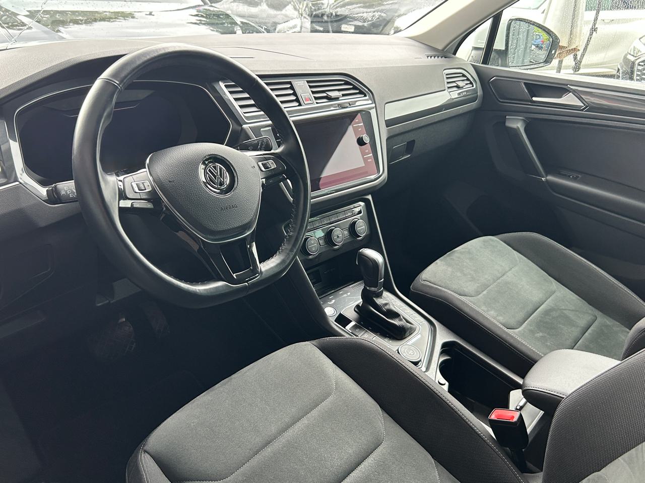 VW Tiguan 2.0 TSi R-Line 4Motion