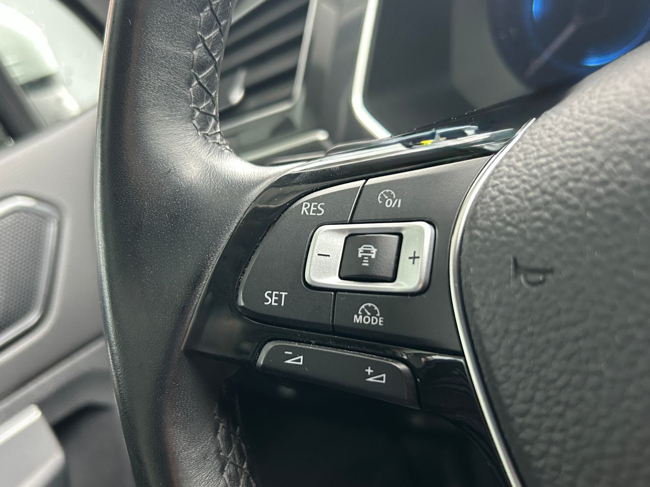 VW Tiguan 2.0 TSi R-Line 4Motion