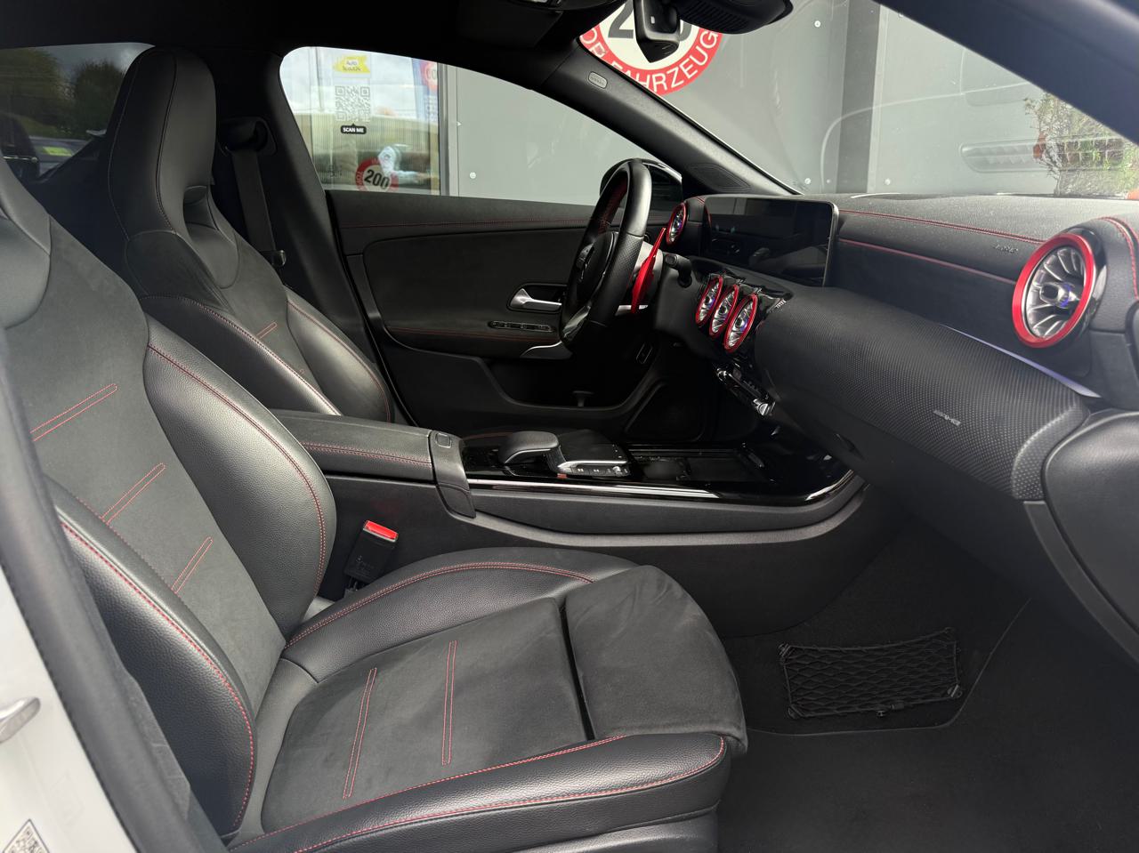 Mercedes CLA Shooting Brake 200 AMG Line