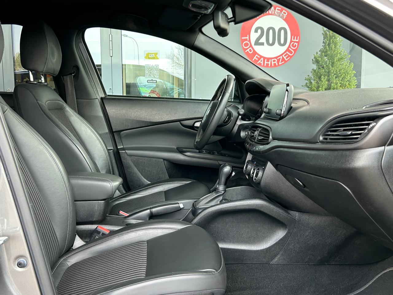 Fiat Tipo 1.6MJ Station Wagon Lounge