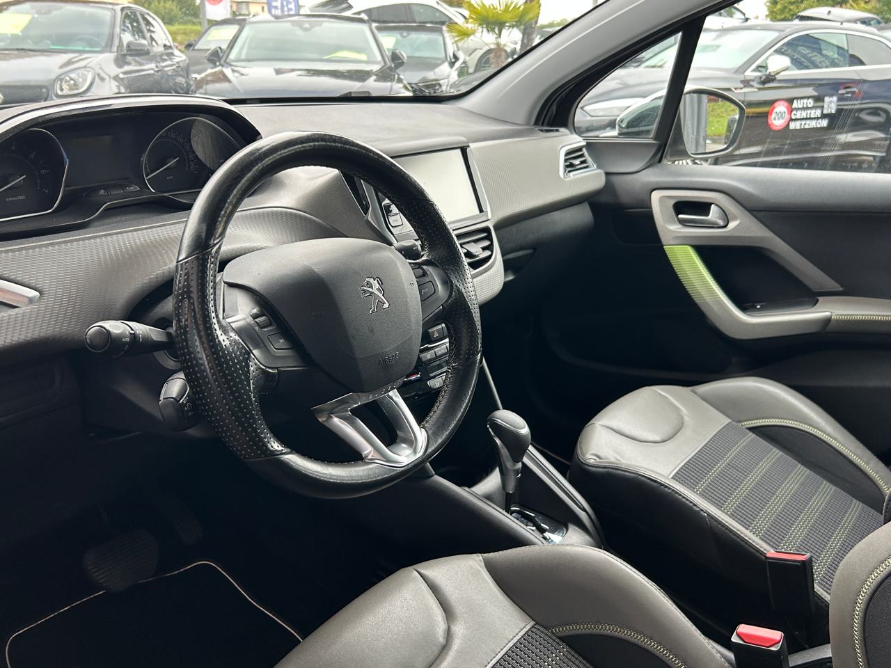 Peugeot 208 1.2 PureTech Allure