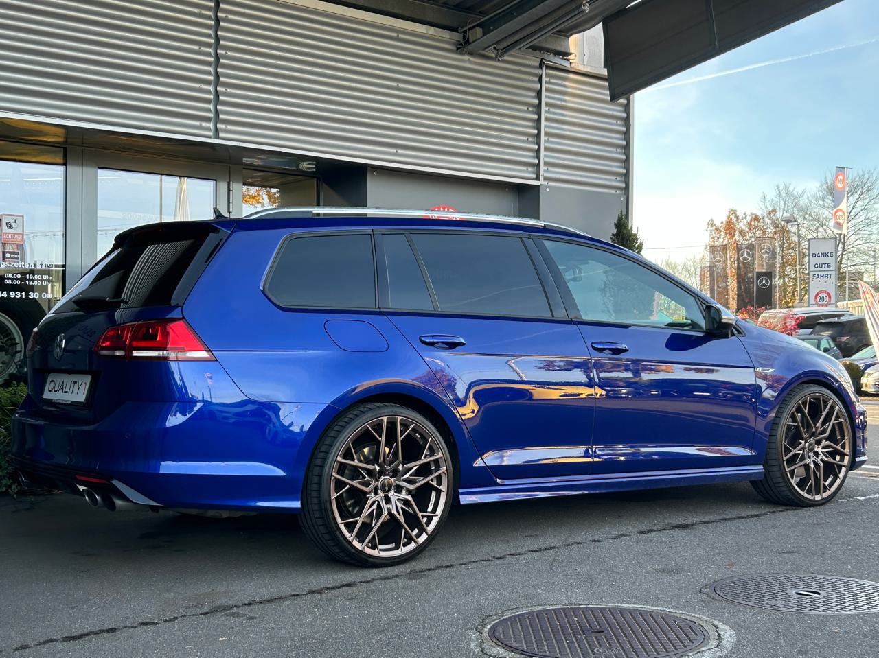VW Golf VII Variant 2.0 TSi R 4Motion