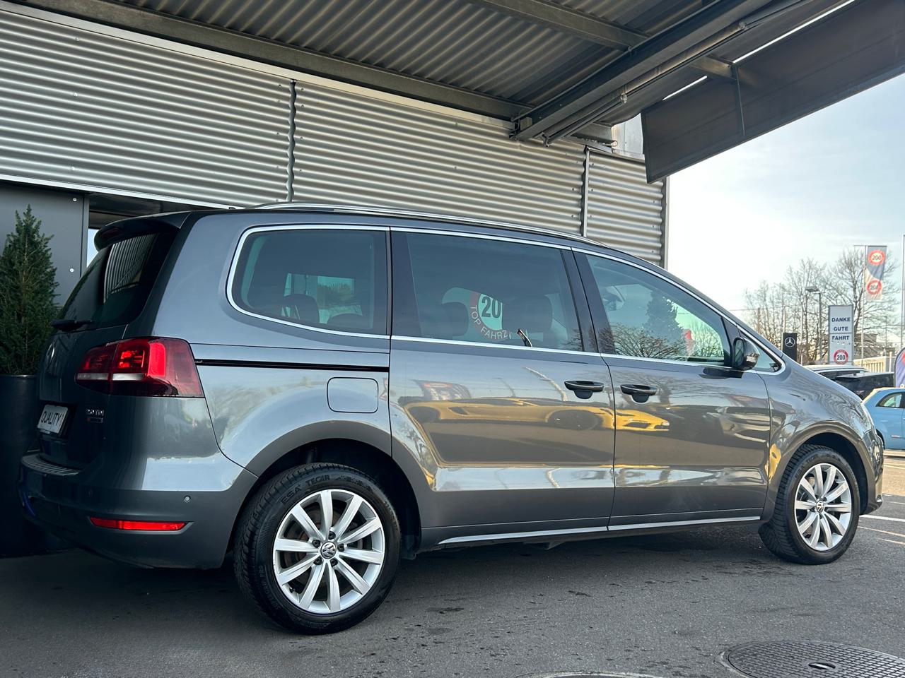 VW Sharan 2.0 TDi BMT Highline 4Motion
