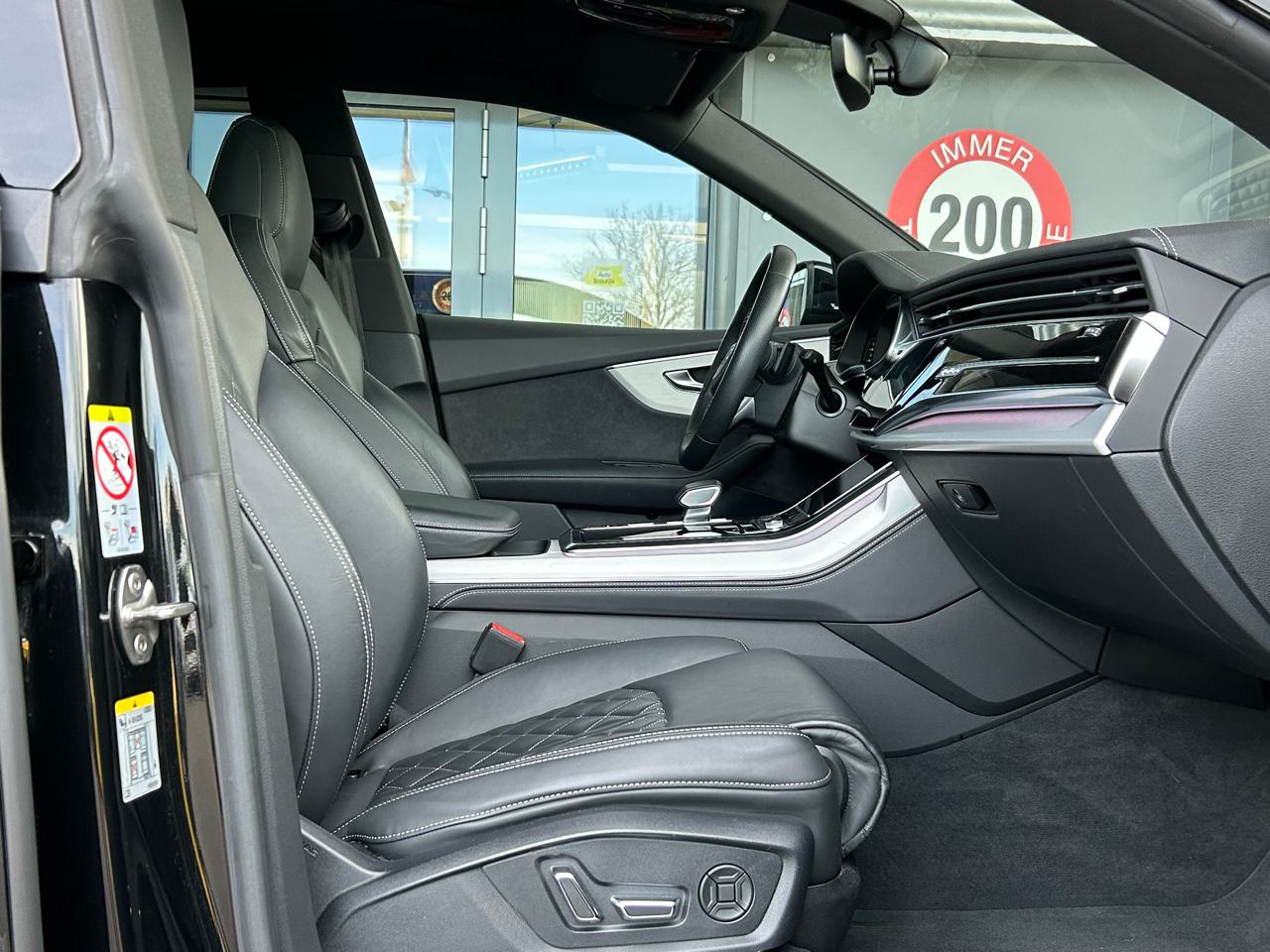 Audi Q8 55 TFSi quattro S line