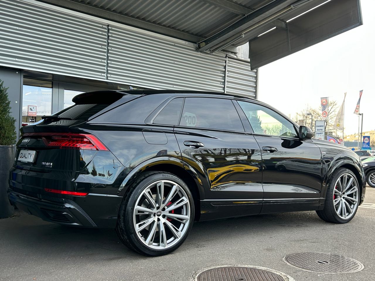 Audi Q8 55 TFSi quattro S line
