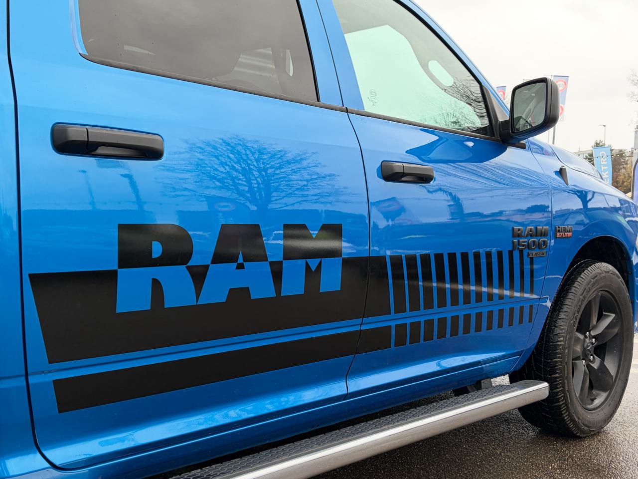 Dodge RAM 1500 Classic 5.7 HEMI 4x4