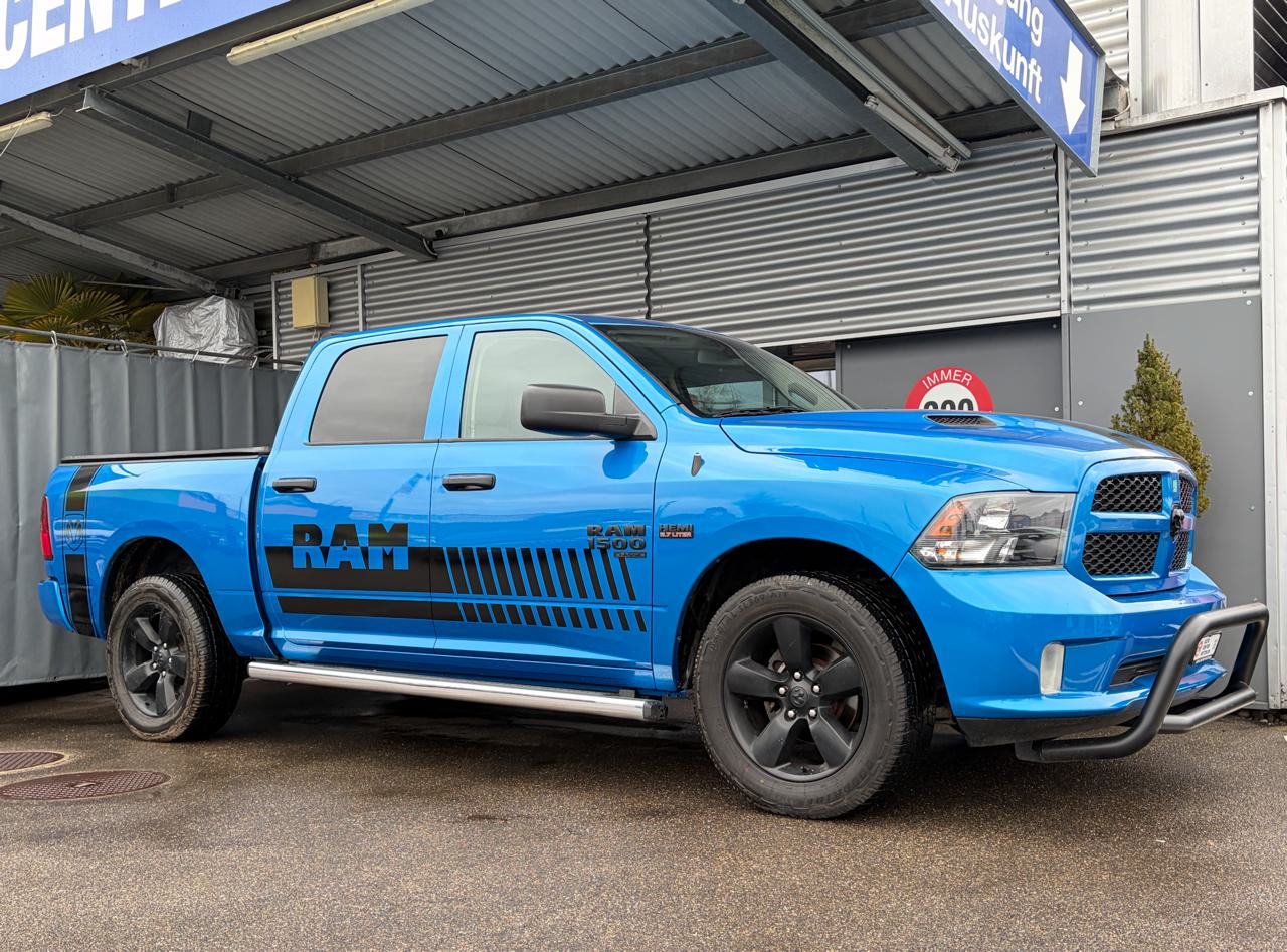 Dodge RAM 1500 Classic 5.7 HEMI 4x4