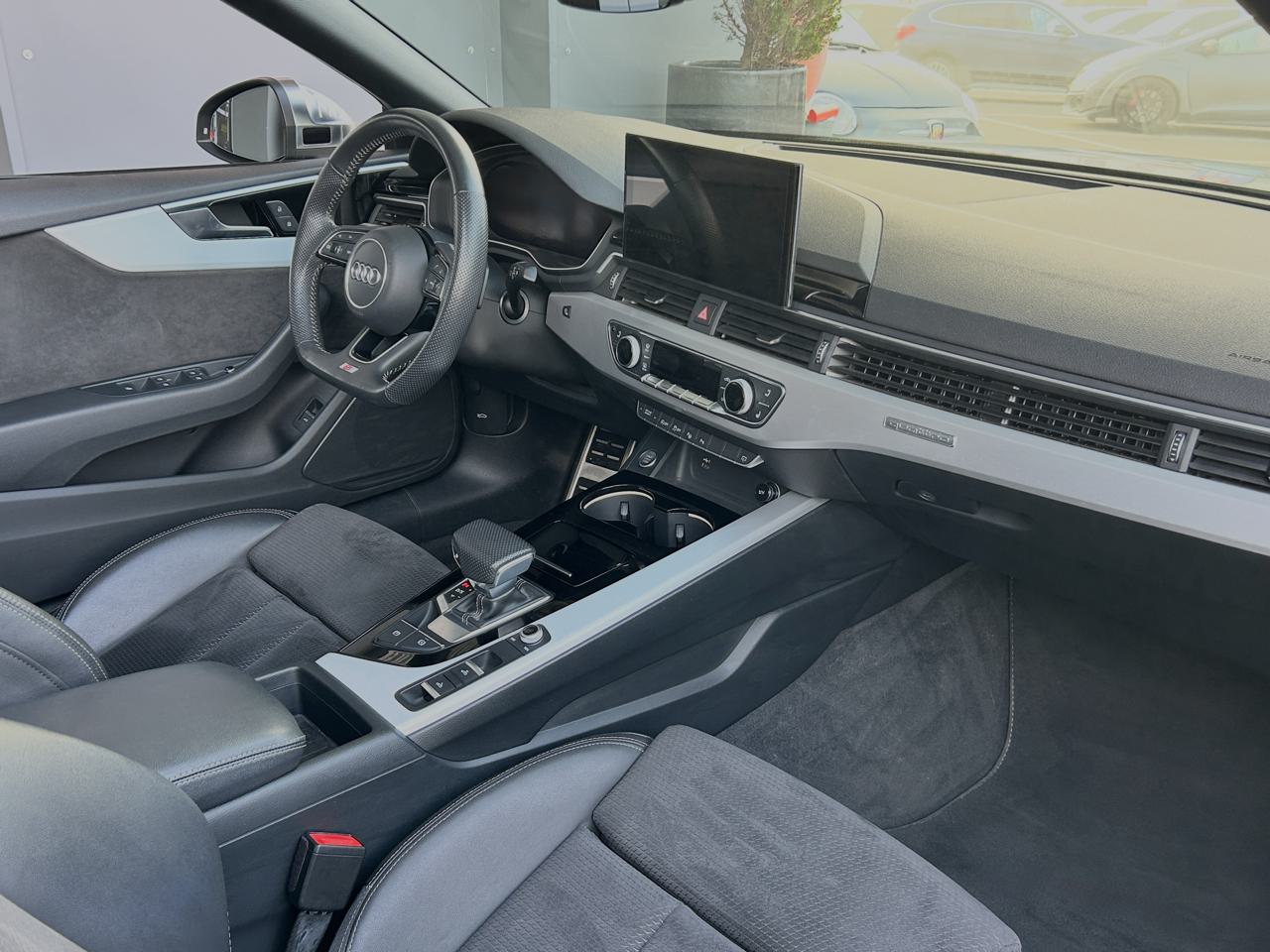 Audi A5 Cabriolet 45 TFSi S line quattro