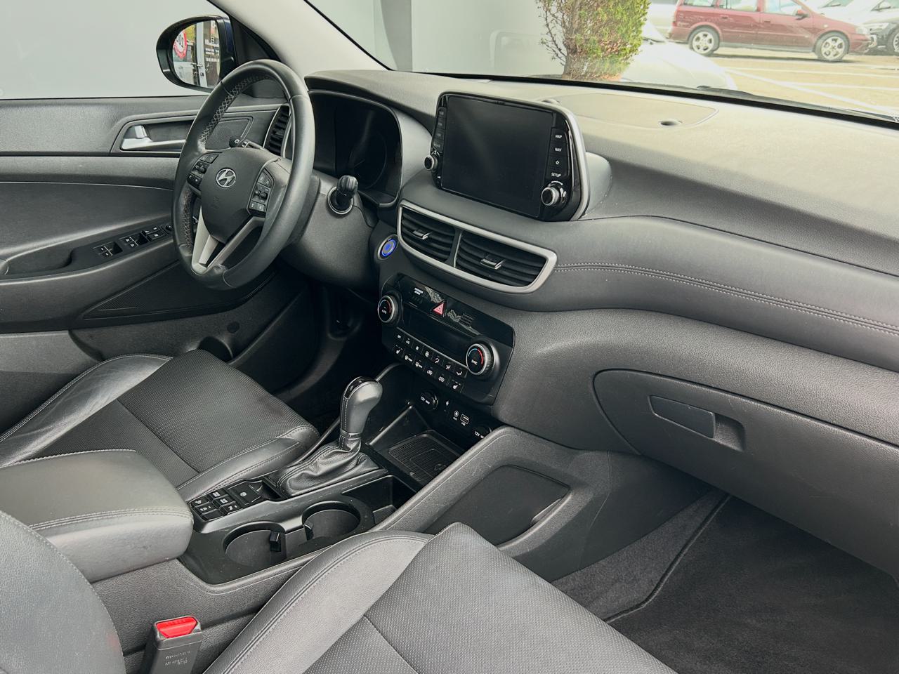 Hyundai Tucson 1.6 TGDi Amplia 4WD